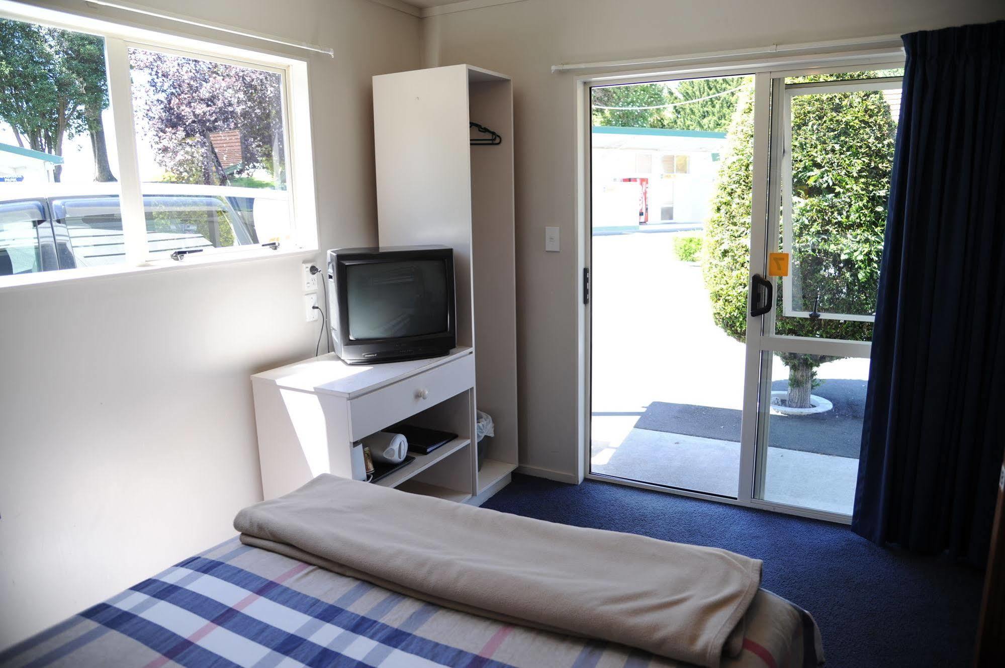 Blenheim Bridges Holiday Park المظهر الخارجي الصورة
