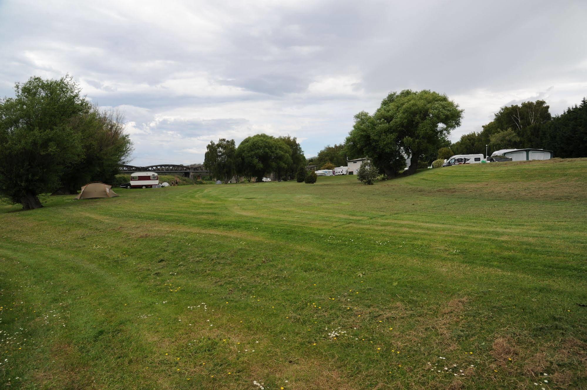 Blenheim Bridges Holiday Park المظهر الخارجي الصورة