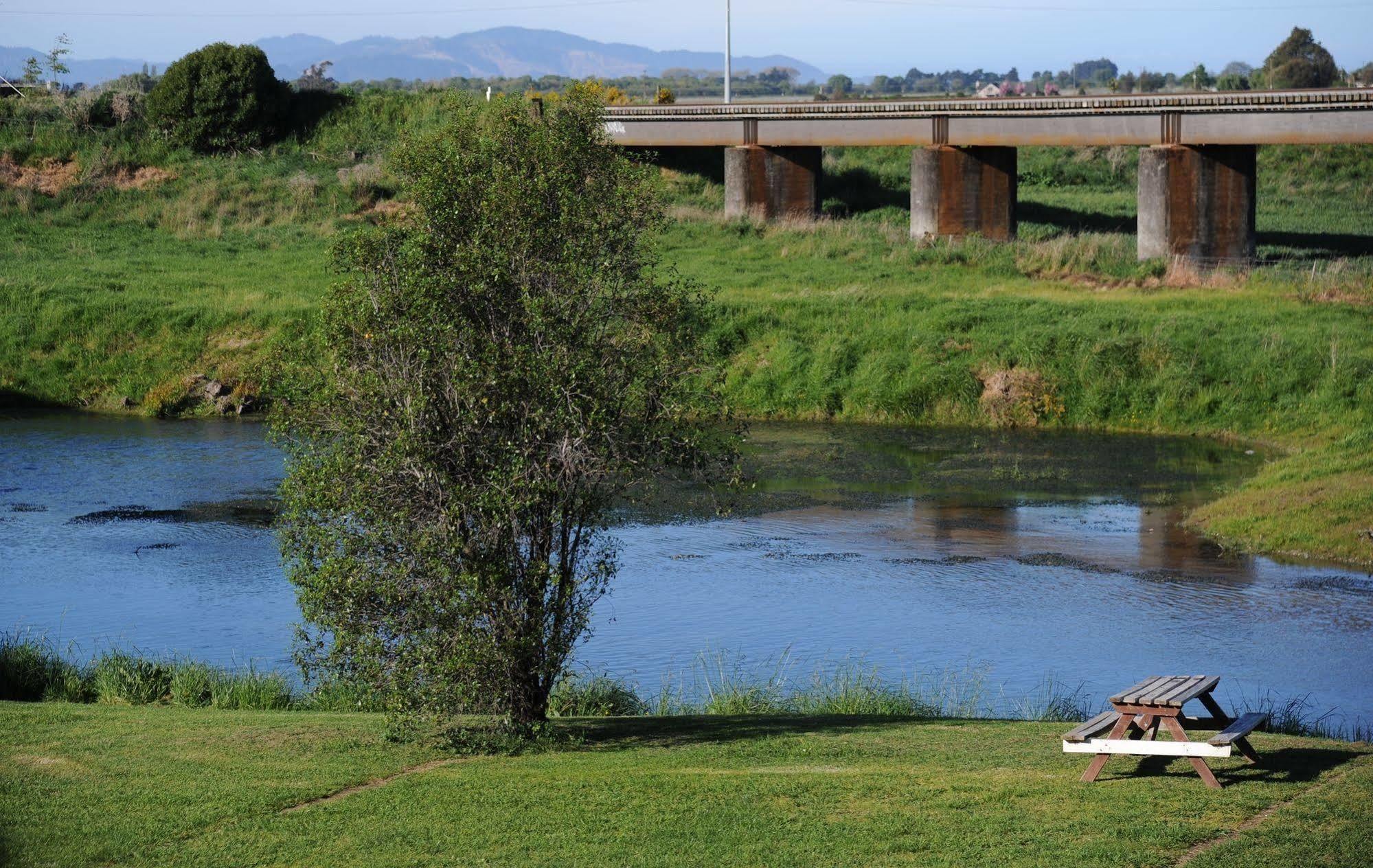 Blenheim Bridges Holiday Park المظهر الخارجي الصورة